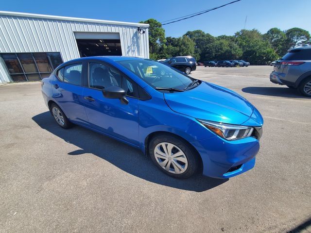 Used 2020 Nissan Versa S FWD image 5