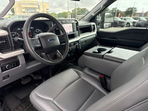 Used 2024 Ford F250 XL w/ FX4 Off-Road Package AWD/4WD image 9