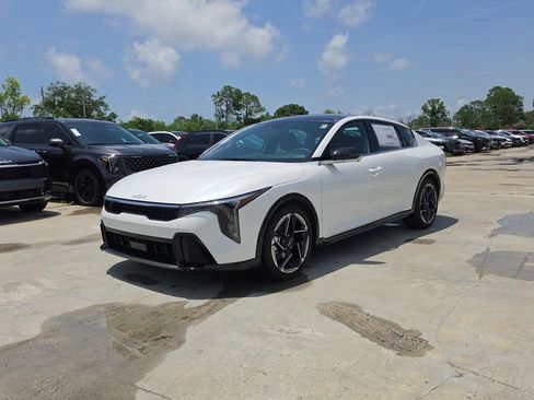 New 2026 Kia K4 GT-Line Turbo w/ GT-Line Sunroof Package FWD image 4