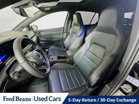 Used 2022 Volkswagen Golf R image 21