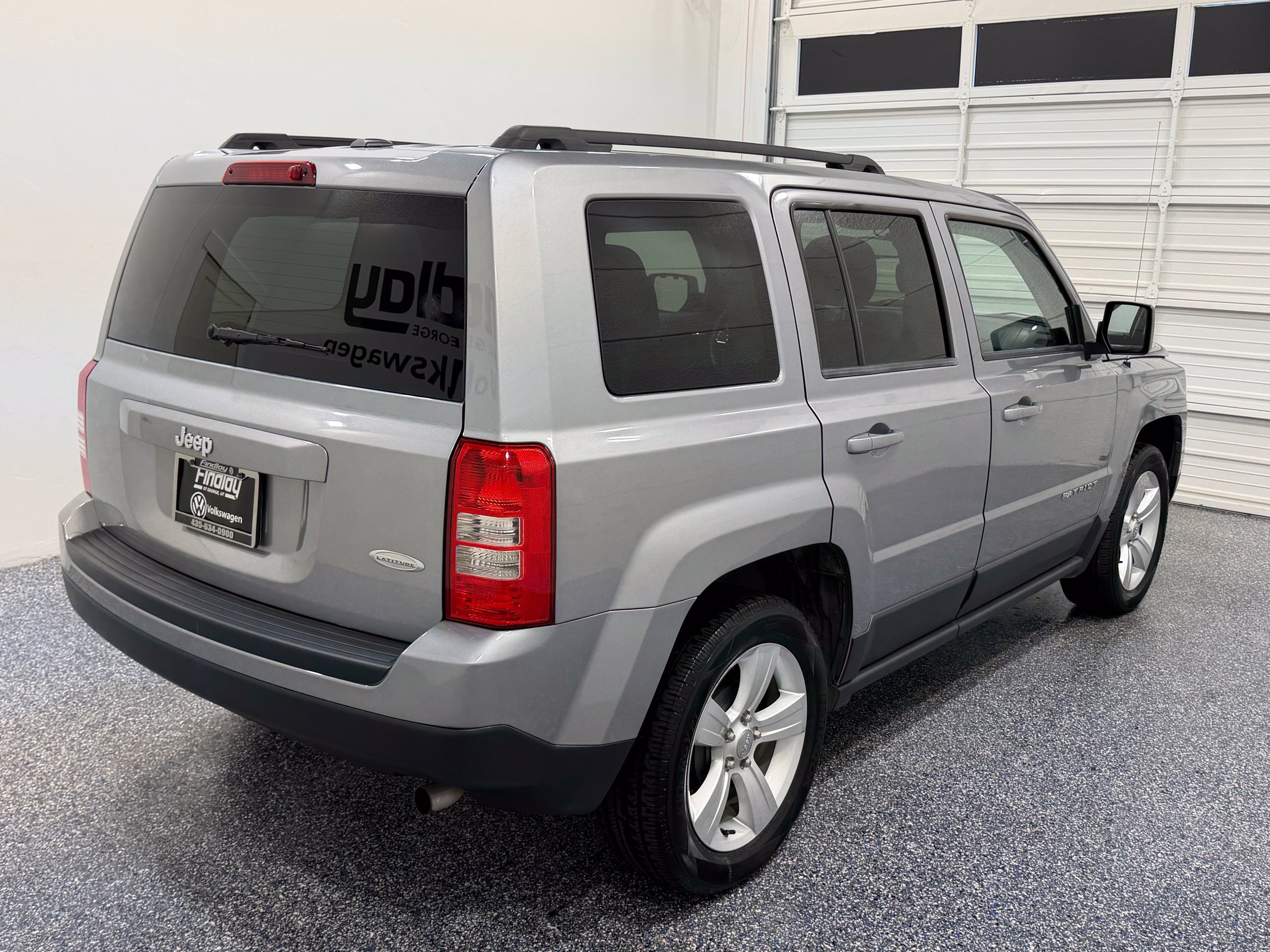 Used 2015 Jeep Patriot Latitude FWD image 6