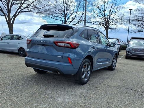 Used 2023 Ford Escape ST-Line Select w/ Tech Pack #2 image 5