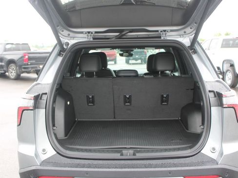 New 2026 Chevrolet Equinox LT FWD image 14