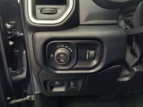 Used 2020 RAM 1500 Big Horn image 15