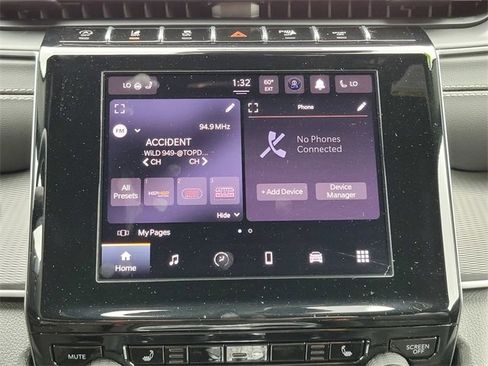 New 2025 Jeep Grand Cherokee Altitude image 13