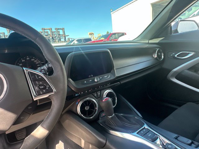 Used 2019 Chevrolet Camaro SS RWD image 13