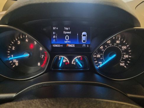 Used 2018 Ford Escape SE w/ SE Sync 3 Package image 23