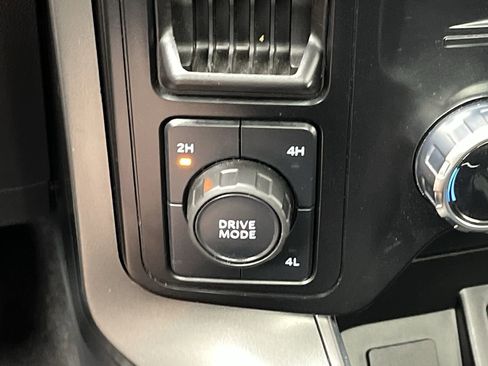 Used 2024 Ford F150 XLT w/ Equipment Group 303A High image 19