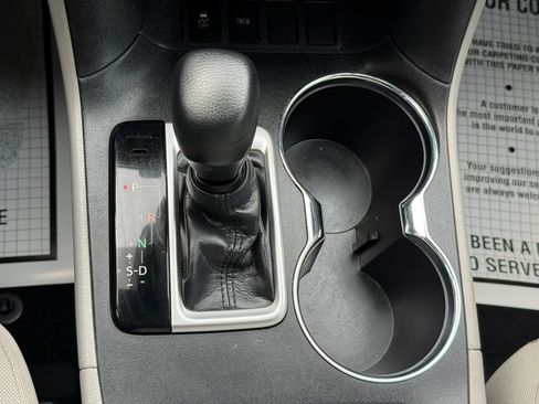 Used 2018 Toyota Highlander LE image 34