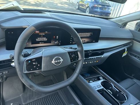 New 2026 Nissan Murano Platinum AWD/4WD image 16