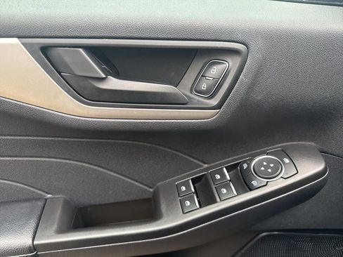 Certified 2022 Ford Escape SE w/ Convenience Package image 20