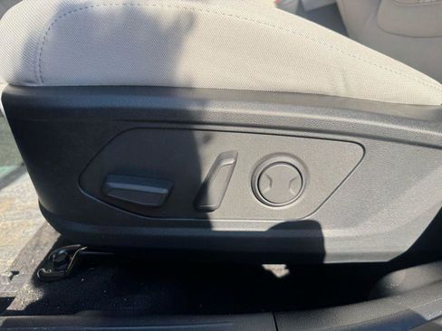 New 2026 Hyundai Tucson SEL image 16