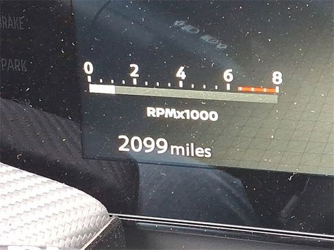 Used 2025 Nissan Kicks SR image 5