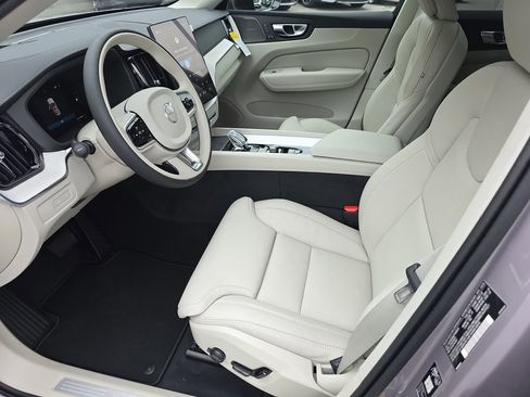 New 2026 Volvo XC60 T8 Ultra w/ Protection Package Premier AWD/4WD image 8