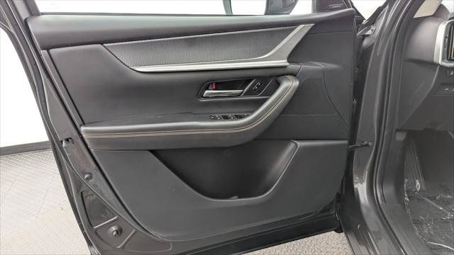 Used 2024 MAZDA CX-90 Plug-In Hybrid w/ Premium Pkg AWD/4WD image 13