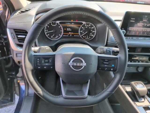 Used 2026 Nissan Rogue SV AWD/4WD image 14
