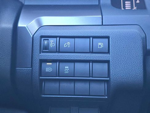 Certified 2026 Toyota 4Runner SR5 AWD/4WD image 33
