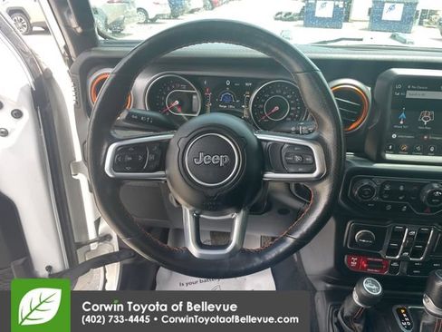 Used 2020 Jeep Gladiator Mojave AWD/4WD image 21