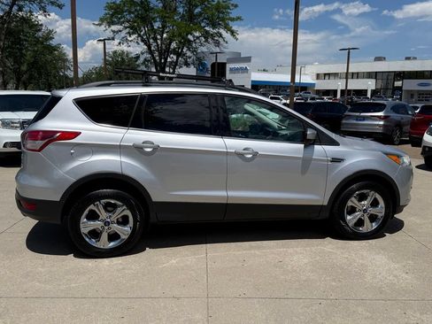 Used 2015 Ford Escape SE w/ Equipment Group 201A AWD/4WD image 3