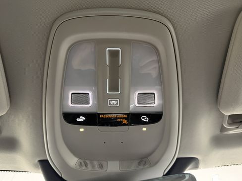 Used 2023 Volvo XC90 B6 Ultimate w/ Protection Package image 16