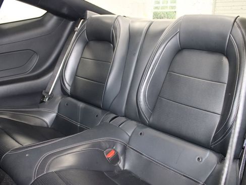 Used 2024 Ford Mustang GT Premium RWD image 17