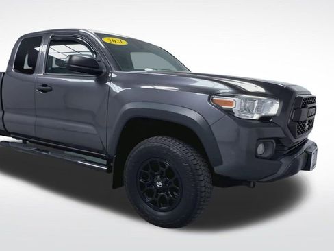 Used 2021 Toyota Tacoma SR w/ SX Package AWD/4WD image 2