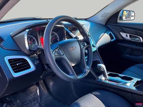 Used 2014 GMC Terrain SLE FWD image 18