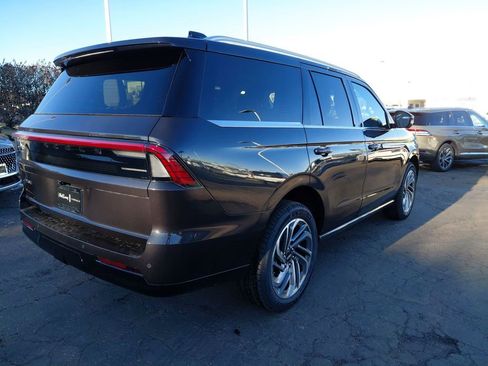 New 2025 Lincoln Navigator Reserve image 31