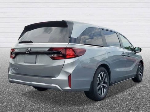 New 2026 Honda Odyssey EX-L image 4