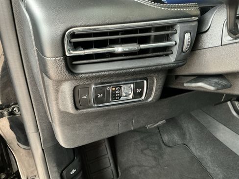 Used 2024 Lincoln Corsair Reserve image 26