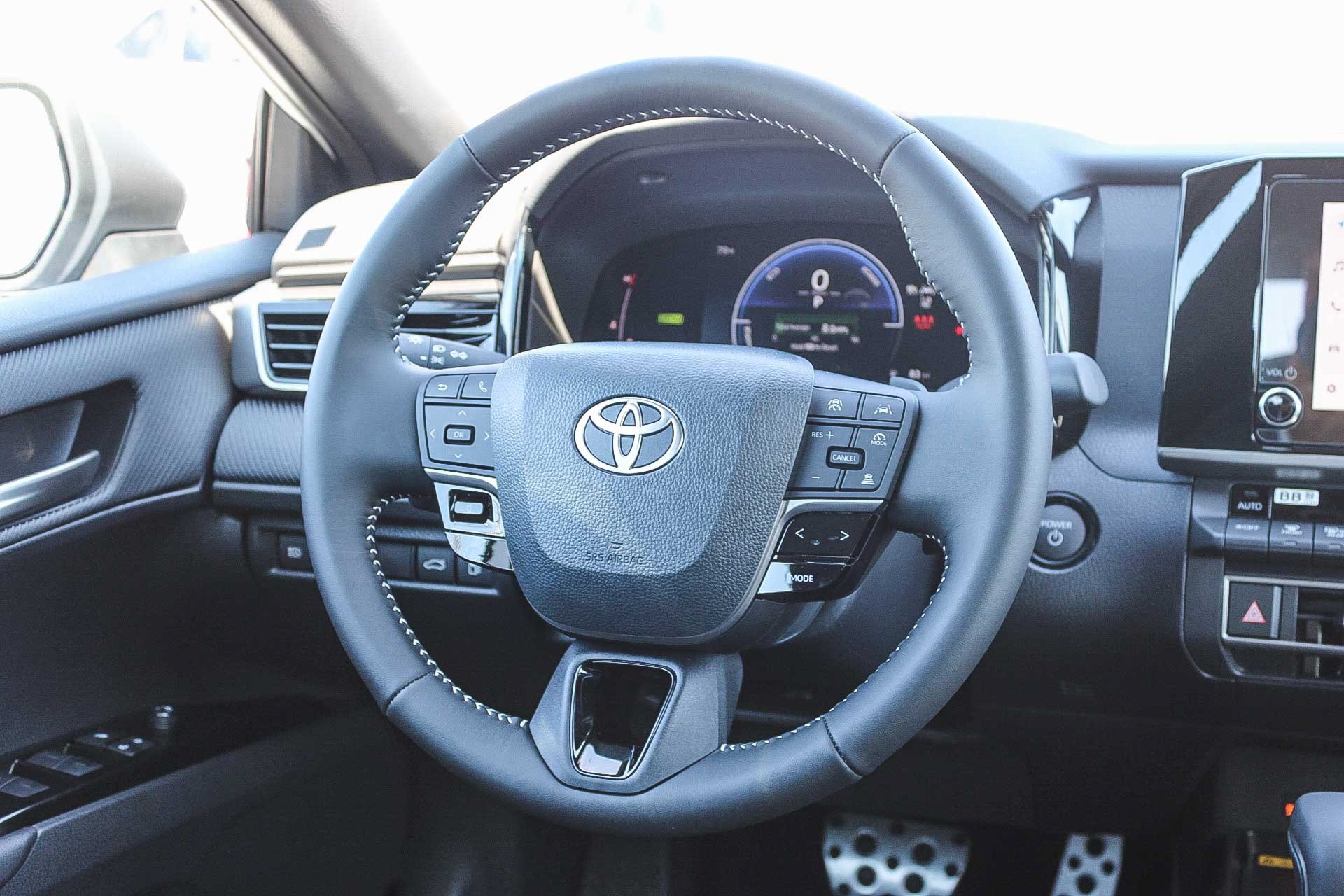 New 2026 Toyota Camry SE FWD image 18