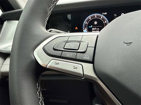 New 2026 Volkswagen Tiguan SE image 24