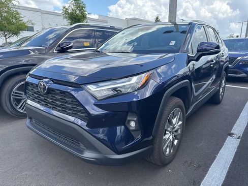 Used 2023 Toyota RAV4 XLE Premium image 1