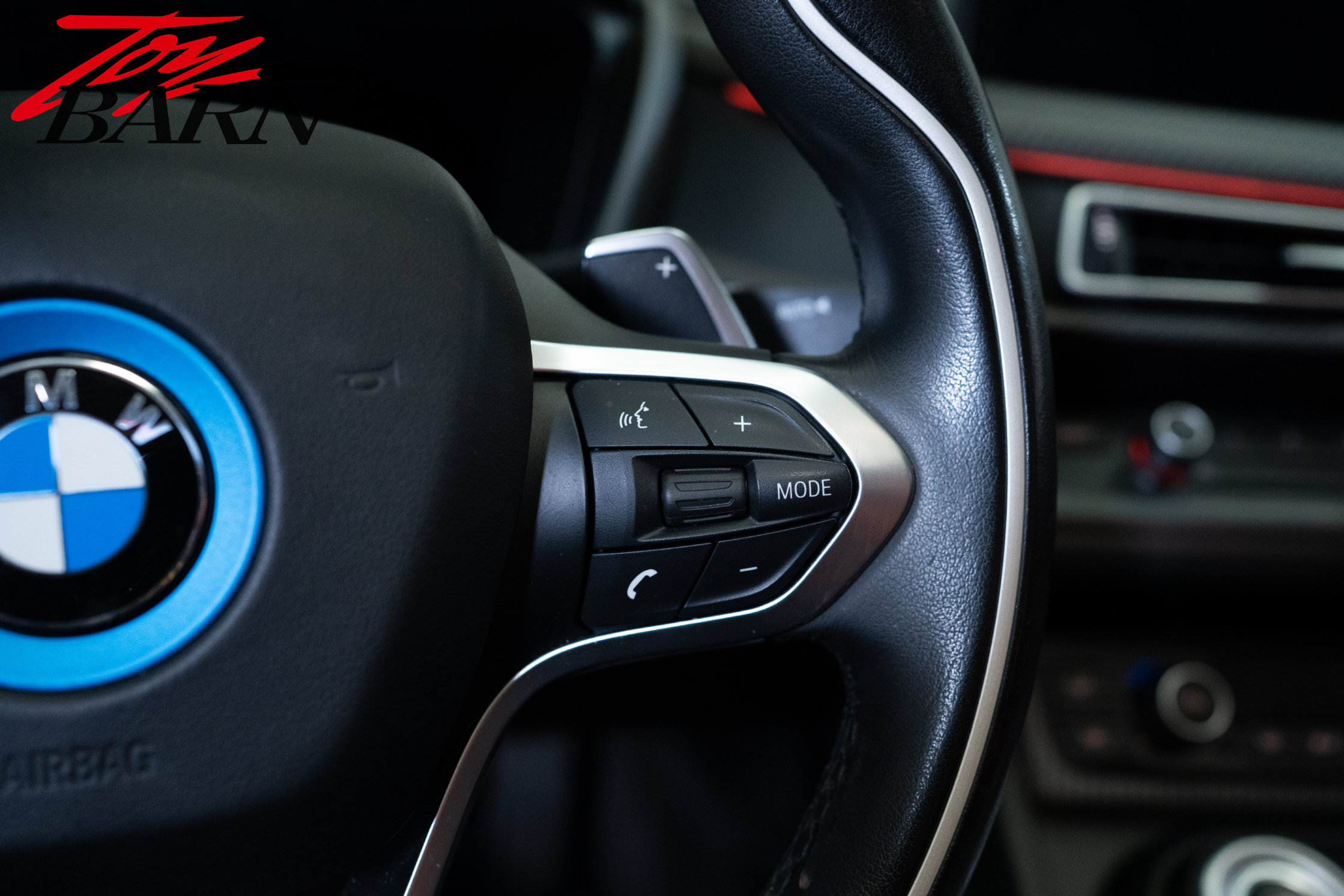 Used 2019 BMW i8 Roadster AWD/4WD image 32