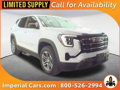 Used 2025 GMC Terrain Elevation
