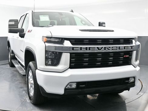 Used 2022 Chevrolet Silverado 2500 LT w/ Convenience Package image 4