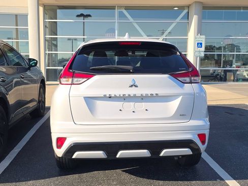Used 2024 Mitsubishi Eclipse Cross SEL AWD/4WD image 8