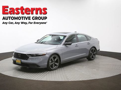 Used 2025 Honda Accord Sport image 53