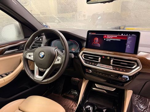 Used 2023 BMW X4 xDrive30i w/ Convenience Package image 31