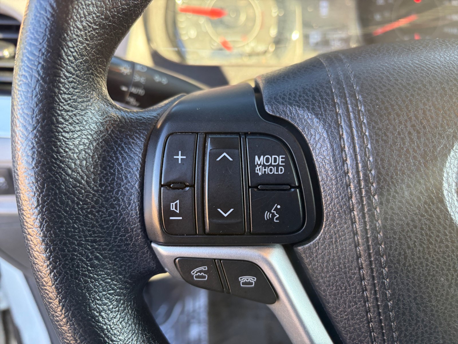 Used 2017 Toyota Sienna LE FWD image 14
