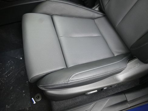 Used 2026 Subaru Outback Touring XT AWD/4WD image 23