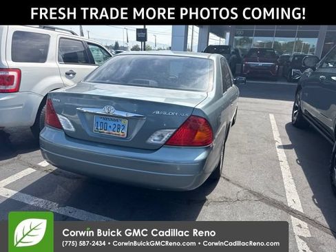 Used 2000 Toyota Avalon XLS w/ Option Pkg 6 FWD image 4