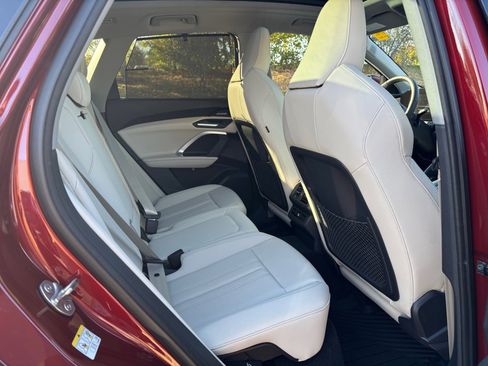 New 2025 Audi Q5 Premium Plus image 29