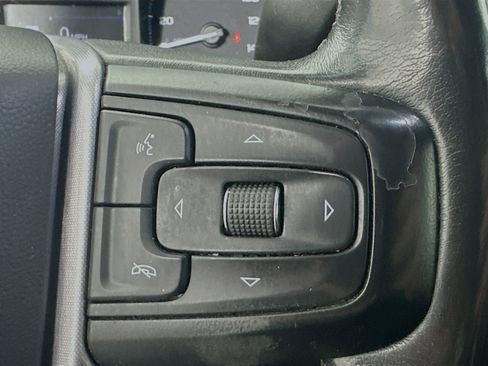 Used 2022 GMC Sierra 3500 SLT w/ SLT Premium Package image 14