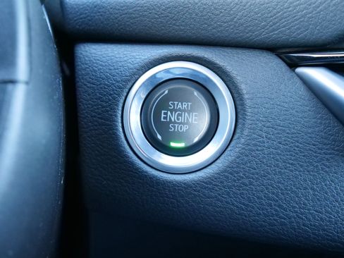 Certified 2024 Cadillac XT4 Premium Luxury image 23