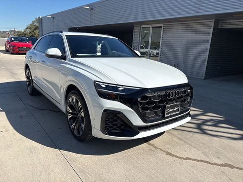 New 2026 Audi Q8 Premium Plus image 3