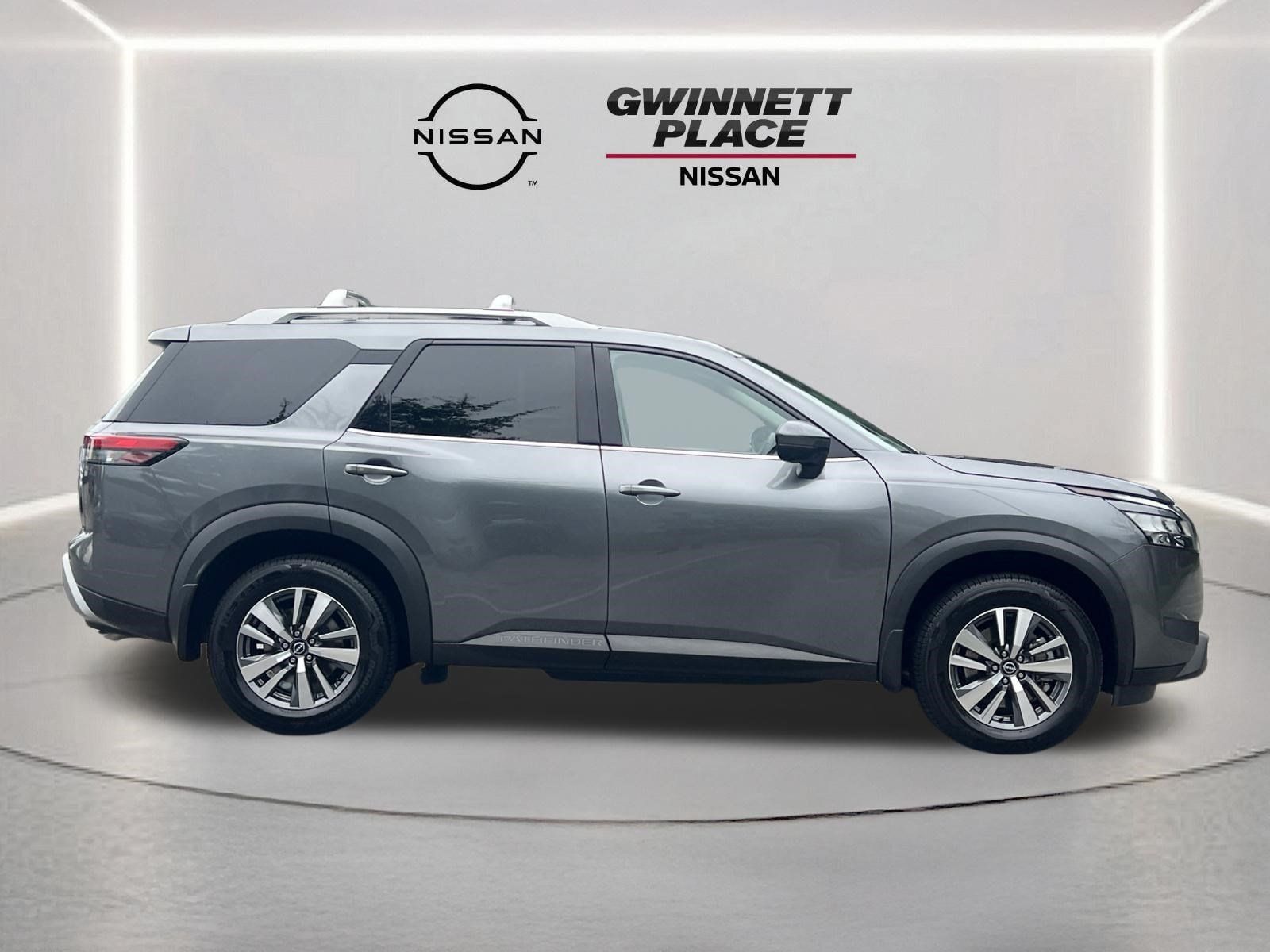 Certified 2024 Nissan Pathfinder SL AWD/4WD image 26