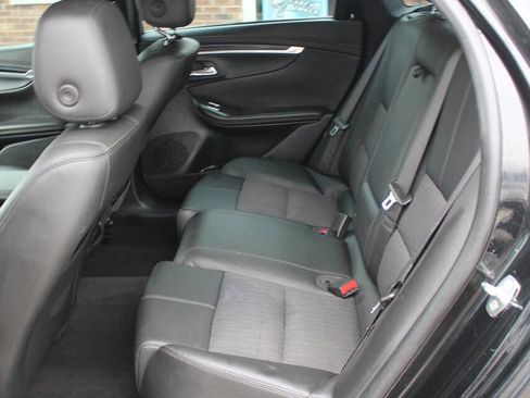 Used 2019 Chevrolet Impala LT w/ Sunroof and Spoiler Package FWD image 17