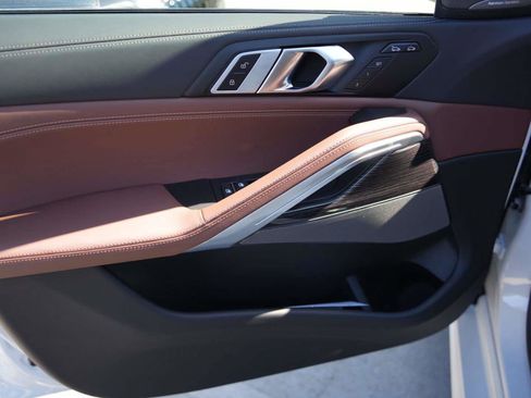 New 2026 BMW X6 xDrive40i w/ Executive Package image 10