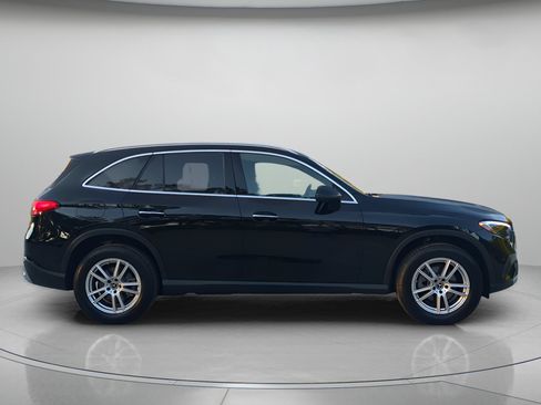 Used 2025 Mercedes-Benz GLC 300 image 39